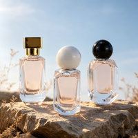Flacon de parfum carré rectangulaire en verre de 30 ml, 50 ml, 100 ml avec bouchon en aluminium, atomiseur à fine brume, pompe pulvérisatrice pour emballage cosmétique