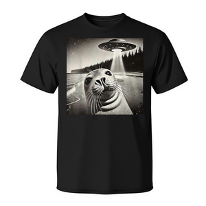 T-shirt Seal Selfie Ufos Nera con grafica di design, abbigliamento casual da uomo - Product Image 2