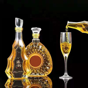 Bouteilles en verre borosilicate carrées pour spiritueux, vente en gros d'usine, 30ml, 500ml, 750ml, 1L, pour whisky, <span class=keywords><strong>rhum</strong></span>, tequila, <span class=keywords><strong>XO</strong></span> - Product Image 1