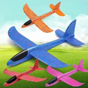 Bester Preis Kinder Handwurf Flying Glider Flugzeuge Spielzeug Kinder Schaum Flugzeug Modell Kinder Outdoor Fun Spielzeug mit LED