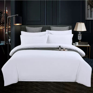 Mayorista Blanco Poliéster 5 <span class=keywords><strong>Estrellas</strong></span> Color Sólido Funda Nórdica 4 piezas Blanco Hotel Juego de Cama Mayorista - Product Image 1