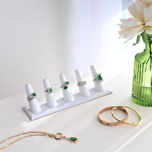 Accessoires de présentation de bijoux de luxe personnalisables, support pour bagues, ensemble de présentation de bijoux - Product Image 1