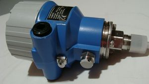 Capteur de pression absolue et manométrique Endress Hauser Cerabar PMC51 avec sortie 4-20 mA, précision de 0,1 % - Product Image 3