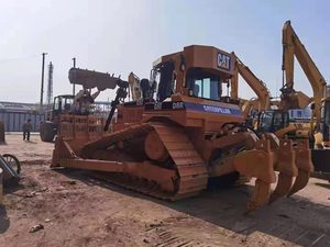 Bulldozer USADO CAT D8R, Bulldozer de cadenas usado, modelo 2022, capacidad de nivelación de 8.7 CBM, potencia con caja de cambios y motor para la venta, 228KW - Product Image 4