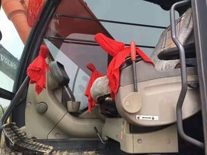 Excavadora Hidráulica Usada Hitachi ZX210 con Motor Isuzu, Hidráulica KYB, Garantía de 2 Años, en Venta - Product Image 5