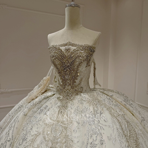 Vestido de Novia Moderno Barroco Xx95 con Encaje, Corsé con Cuentas de Cristal, Escote Corazón, Cola Capilla, Sin Espalda, Largo hasta el Suelo - Product Image 3