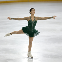 Robe de patinage artistique vert foncé, col en V, manches longues en maille, dos ouvert croisé, jupe courte ornée de strass pour adultes et enfants