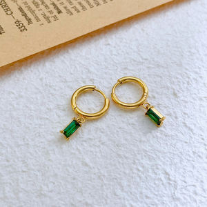 316l Roestvrij Staal 18G Oorbel Met Groene Zirkonia Charme 18K Pvd Vergulde Oorringen Voor Vrouwen Jurk Feest Sieraden - Product Image 5