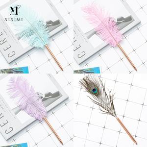 Bolígrafo de plumas blancas superventas Xiximi con logotipo personalizado, bolígrafo de Metal para piezas de boda para niñas - Product Image 1