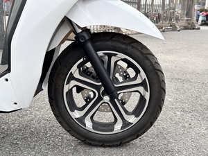 Scooter Eléctrico para Adultos, Motocicleta Eléctrica de 3000w, Moto de 1000w, Portátil, para Motocicletas Gw-rocket, Scooter Eléctrico de 3000w, Gw-rocket - Product Image 4