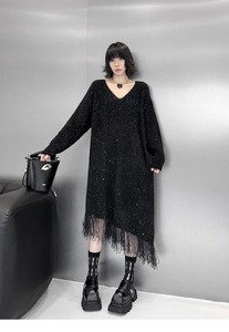 Bettergirl 2025 printemps nouveau Niche Design <span class=keywords><strong>robe</strong></span> en <span class=keywords><strong>laine</strong></span> femmes ample <span class=keywords><strong>mi</strong></span>-longueur gland <span class=keywords><strong>pull</strong></span> en tricot - Product Image 3
