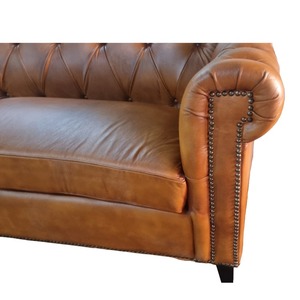 Modern Chesterfield <b>Sofa</b> with Premium Upholstery Deep Tufted Backrest Rolled Arms and Wooden <b>Legs</b> <b>for</b> Living Room Hotel - Product Image 4