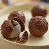 Daqiaodao, glace à la crème en forme de boule, saveur fruitée, au sésame noir, chocolat chinois, certifié HACCP ISO HALAL, durée de conservation de 18 mois