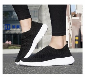 Vente en gros de chaussures ultra légères pour femmes, chaussures de sport décontractées, style marche, nouveau design - Product Image 5