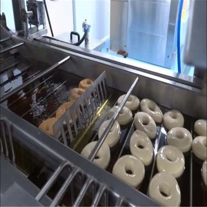 Fully Automatic <strong>Donut</strong> Machine for <strong>Big</strong> <strong>Donuts</strong> and Large <strong>Donuts</strong> Commercial Industrial Use with Electric Heating System - Product Image 3