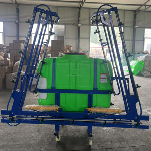 Nuovo Spruzzatore Agricolo a Secchio Piatto da 500L 650L 800L 1000L per Trattore con Pompa e Barra Irroratrice - Product Image 4