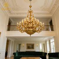Lustre suspendu en bronze de luxe au design classique européen, style antique français en laiton