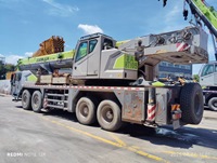 Grue sur camion d'occasion ZOOMLION 80 tonnes, modèle 2017, hauteur de levage 50m, moteur Cummins, roulement Evangel, contrepoids 15 tonnes
