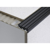 Kunststoff-Treppenkantenprofil PVC-Treppenleiste L-förmiger Eckenschutz Wasserdichter Hochleistungs-Vinyl-Treppenkantenstreifen Umweltfreundlich