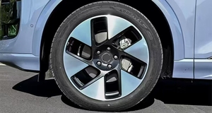 Nouveau modèle 2026 2025 électrique pour A/<span class=keywords><strong>U</strong></span>/<span class=keywords><strong>D</strong></span>/I Q6L Sportback E-tron SUV Euro VI, haute vitesse 200 km/<span class=keywords><strong>h</strong></span>, automatique, R20, propulsion arrière, conduite à gauche - Product Image 5