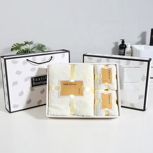 Juego de toallas de gran oferta en caja de regalo regalos de navidad Toalla de baño de terciopelo <span class=keywords><strong>Coral</strong></span> regalos de navidad - Product Image 2