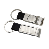 Décapsuleur porte-clés personnalisé en alliage de zinc, métal poli, gravé, avec sangle en fibre de carbone, cadeau promotionnel d'entreprise, logo OEM, souvenir