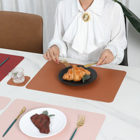 Meilleures ventes de sets de table en cuir pour restaurant, sets de table carrés personnalisés en similicuir PU imprimé