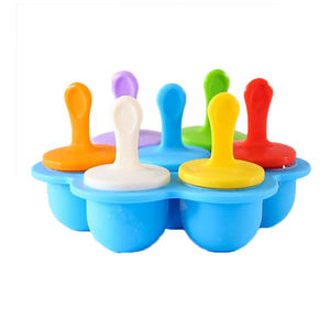 Moule à glaces créatif à 7 cavités avec bâtonnets en <span class=keywords><strong>plastique</strong></span> colorés pour enfants, en <span class=keywords><strong>silicone</strong></span> de qualité alimentaire - Product Image 4