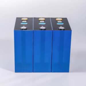 Batería de Iones de Litio Gotion de 3.2V, Clase A, Prismática, 300Ah, para Montacargas - Product Image 2
