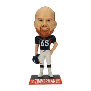 رأس Bobble لمشغل كرة القدم بلوحة القيادة مصنوعة حسب الطلب - Product Image 2