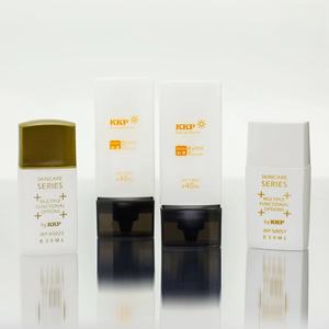 Bouteille d'emballage de protection solaire debout personnalisable avec pulvérisateur à pompe de sérigraphie Matériau EVOH à <span class=keywords><strong>cinq</strong></span> trois couches de forme carrée - Product Image 2