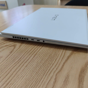 Portátil para Juegos HP <span class=keywords><strong>OMEN</strong></span> 9 Slim 240Hz Intel Core I9-13900HX RTX4060 (8G) 16GB RAM 1TB SSD, 95% Nuevo, en Venta a Bajo Precio - Product Image 3