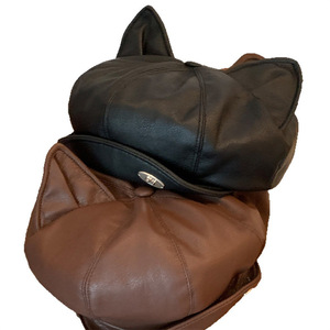 Béret en cuir à oreilles de chat pour femme, noir uni, chaud, anti-UV, style universitaire, chapeau de peintre - Product Image 2