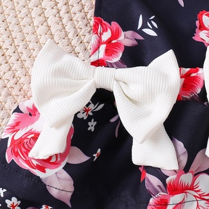 Conjunto de ropa para niñas pequeñas <span class=keywords><strong>con</strong></span> volantes, <span class=keywords><strong>falda</strong></span> <span class=keywords><strong>con</strong></span> tirantes y estampado floral, <span class=keywords><strong>con</strong></span> diadema <span class=keywords><strong>con</strong></span> lazo - Product Image 2