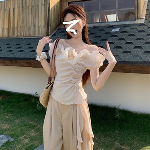 Camiseta Floral Tejida con Hombros Descubiertos para Mujer, Holgada, Transpirable, para Uso Diario, Color Albaricoque y Azul - Product Image 3