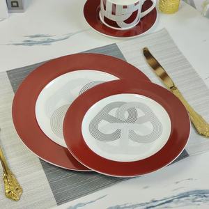 Hot Sale Nordic Luxury 4-Piece <b>Red</b> Runway Ceramic Plate Set Eco-Friendly with <b>Gift</b> <b>Box</b> for Restaurant Use - Product Image 4