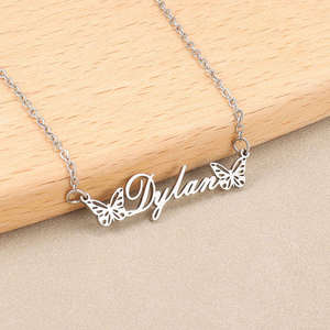 Custom popolare ciondolo farfalla in acciaio inox lettere nome collana di moda ragazza - Product Image 5