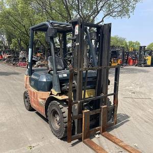 Goedkope Fabriek Japan Motor Interne Verbranding Tweede Hand Truck 2 Ton Diesel Vorkheftruck Gebruikte Diesel Heftruck Prijs Te Koop - Product Image 1