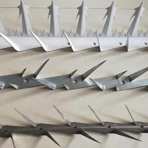 Pared picos o valla <span class=keywords><strong>de</strong></span> hierro púas es un tipo <span class=keywords><strong>de</strong></span> <span class=keywords><strong>alambre</strong></span> <span class=keywords><strong>de</strong></span> maquinilla <span class=keywords><strong>de</strong></span> afeitar se utiliza como seguridad pared Spike EE. UU. - Product Image 1