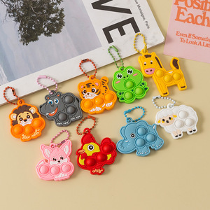Nuevo Llavero Antiestrés de Silicona con Diseño de Animalitos para Jóvenes Unisex - Product Image 2