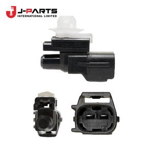 Tuyau d'entrée d'eau du chauffage arrière, climatisation B pour Toyota HIACE LH103 1993-1998 99556-20180 99556-20500 - Product Image 3