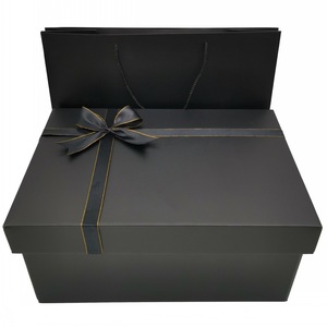 Valentine's Day Black Extra large Gift Box Rectangular Packing Box can hold a shoe box