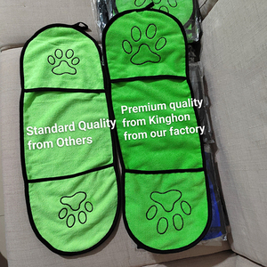 Ultra Absorbent Microfiber Dog Grooming Towel with Hand Pockets Quick Drying Dog Shammy Stocked Feature - Product Image 6