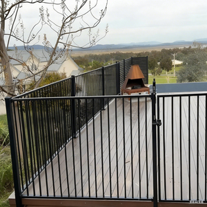 درابزين من الألومنيوم والفولاذ المقاوم للصدأ مقاوم للعوامل الجوية لدرج الفيلا، سياج من الحديد المطاوع، ألواح سياج خارجية - Product Image 2