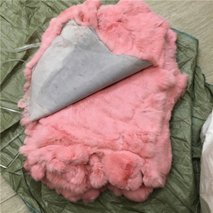 Fourrures d'animaux, <span class=keywords><strong>fourrure</strong></span> de lapin teinte de Chine Hebei, <span class=keywords><strong>fourrure</strong></span> naturelle de lapin pour vêtements, coussins décoratifs de luxe - Product Image 3
