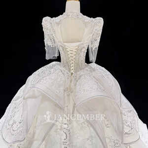 JFH238 Robe de mariée princesse à manches courtes avec perles et cristaux, style Empire, pour mariage - Product Image 4
