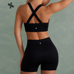 Vêtements de sport pour femmes personnalisés, 2 pièces, soutien-gorge de sport à bretelles croisées, short de fitness Peach Butt, ensembles de vêtements de yoga - Product Image 5
