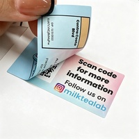 Étiquettes personnalisées à double couche avec impression de code QR, autocollants amovibles pour l'emballage marketing de thé au lait et de boissons.