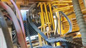 Xcmg chính thức Xgc130 Thương hiệu sử dụng 130 tấn thủy lực cần cẩu bánh xích giá để bán - Product Image 5