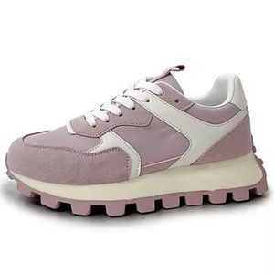 Zapatillas de correr de PU transpirables con cordones y aumento de altura, zapatillas informales para mujer, ventas al por mayor 131 - Product Image 2